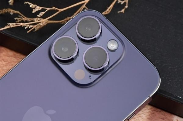 iPhone14��iPhone14 Pro���նԱȣ�4800�����������ж��